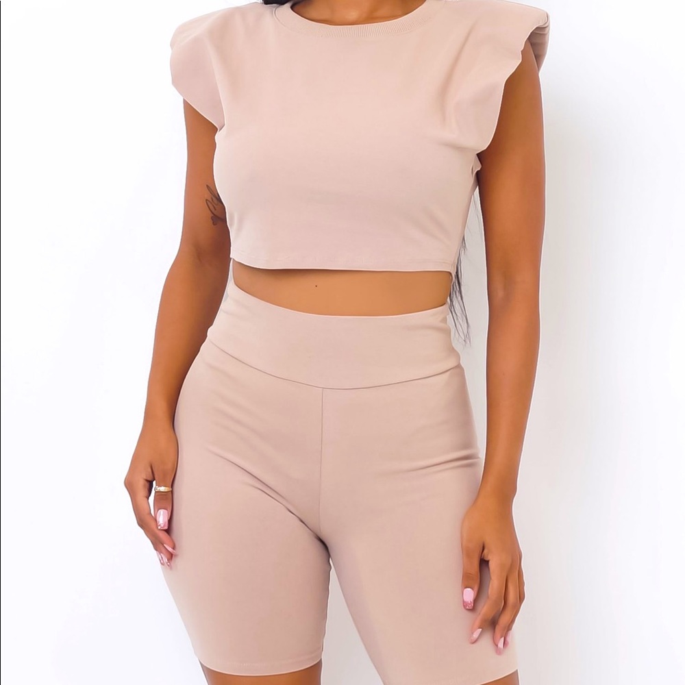 “Jet Lag” 2-Piece Short Set